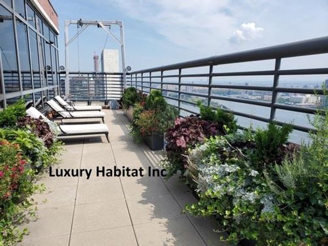 415 E 37th St Apt 37N, New York City, NY 10016