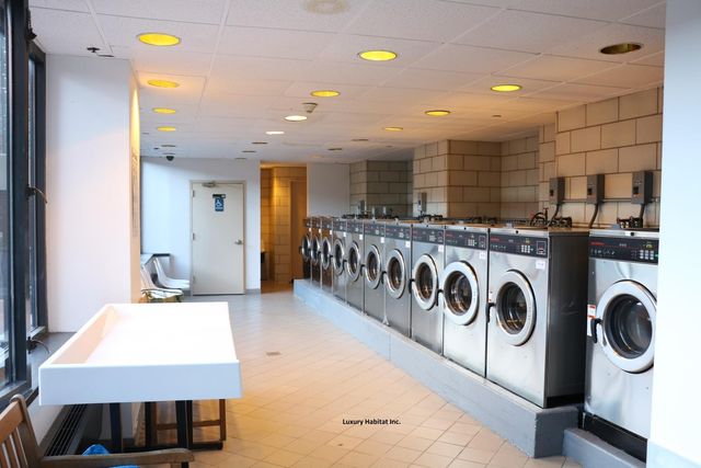 415 E 37th St Apt 37N, New York City, NY 10016