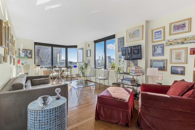 415 E 37th St Apt 37N, New York City, NY 10016