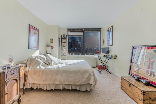 415 E 37th St Apt 37N, New York City, NY 10016