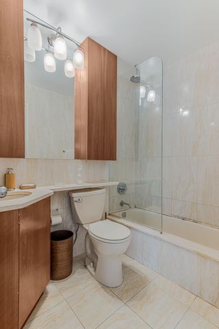 415 E 37th St Apt 37N, New York City, NY 10016