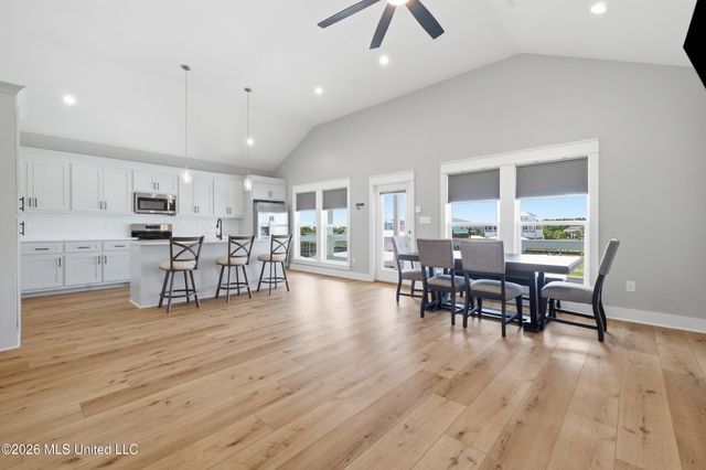 4062 Devon Street, Bay Saint Louis, MS 39520