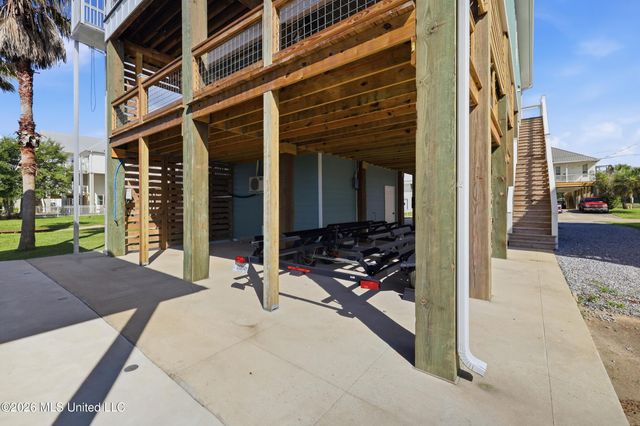 4062 Devon Street, Bay Saint Louis, MS 39520