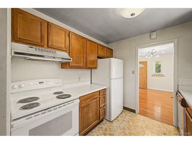 3429 S Fairfax St, Denver, CO 80222