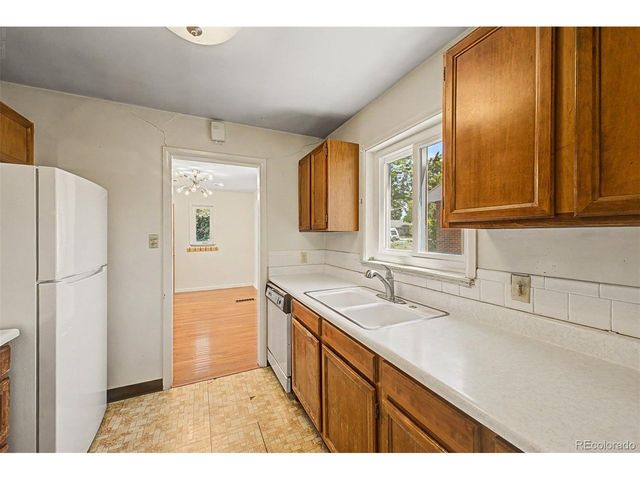 3429 S Fairfax St, Denver, CO 80222