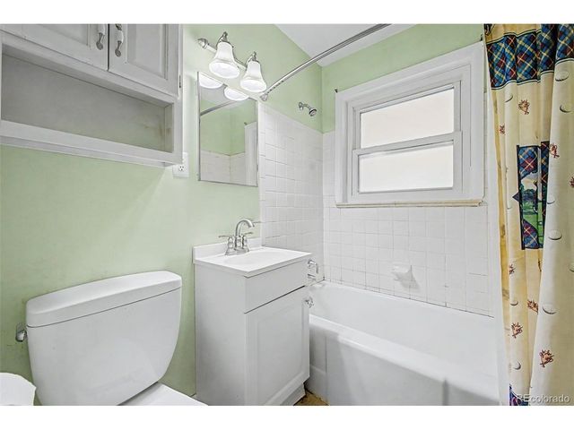 3429 S Fairfax St, Denver, CO 80222