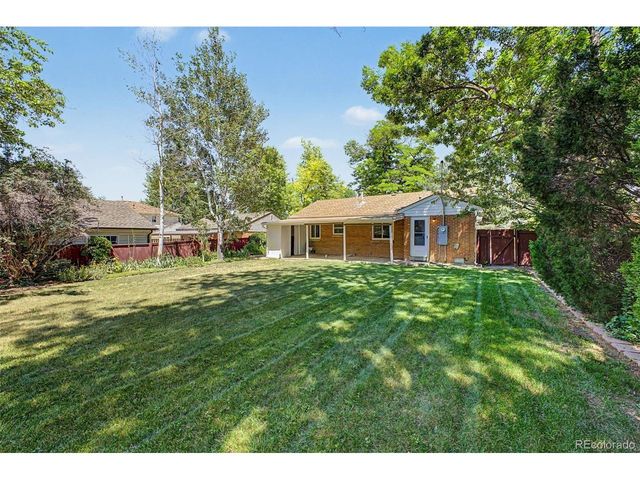 3429 S Fairfax St, Denver, CO 80222