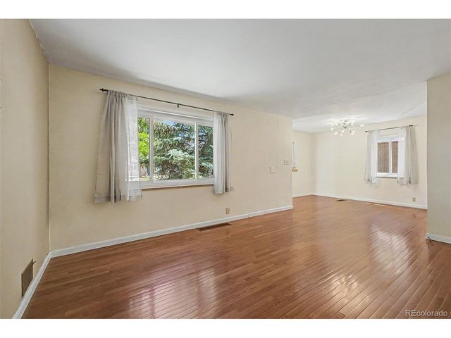 3429 S Fairfax St, Denver, CO 80222