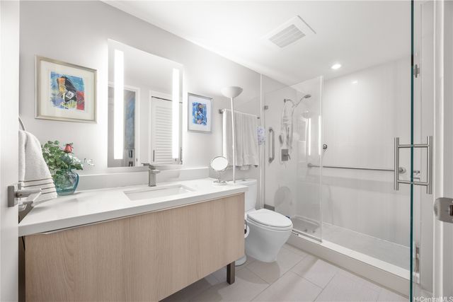 888 Kapiolani Boulevard 3207, Honolulu, HI 96813