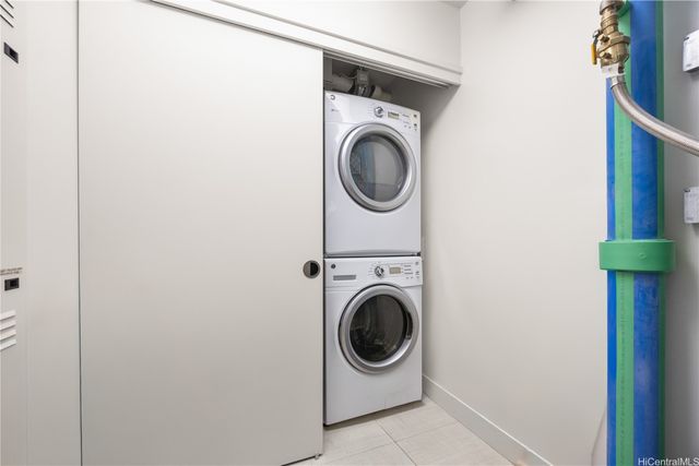 888 Kapiolani Boulevard 3207, Honolulu, HI 96813