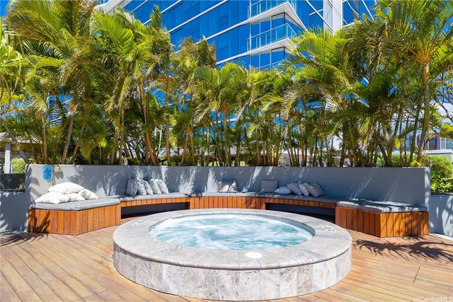 888 Kapiolani Boulevard 3207, Honolulu, HI 96813