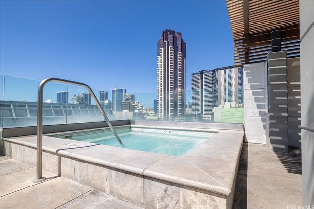 888 Kapiolani Boulevard 3207, Honolulu, HI 96813