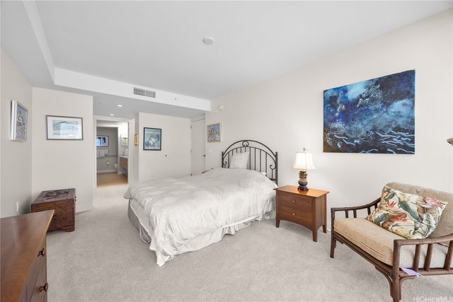 888 Kapiolani Boulevard 3207, Honolulu, HI 96813
