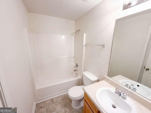 7425 Bodnant Drive, Fairburn, GA 30213