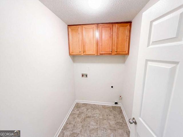 7425 Bodnant Drive, Fairburn, GA 30213