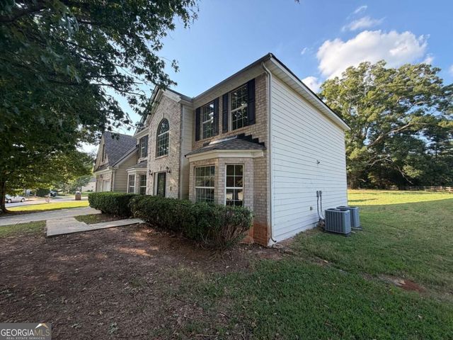 7425 Bodnant Drive, Fairburn, GA 30213