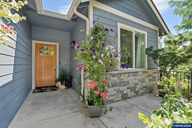 1280 Westwood Dr NW, Salem, OR 97304