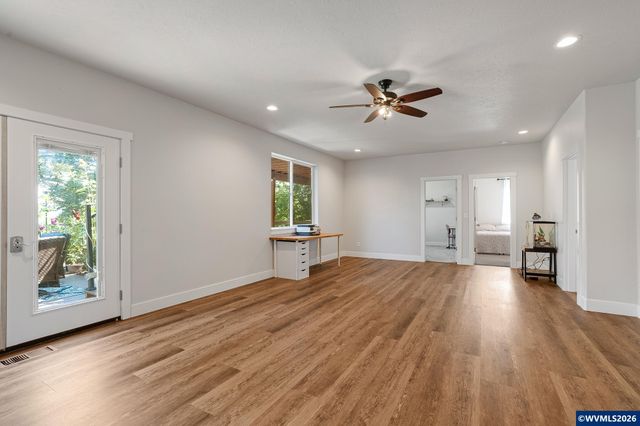 1280 Westwood Dr NW, Salem, OR 97304