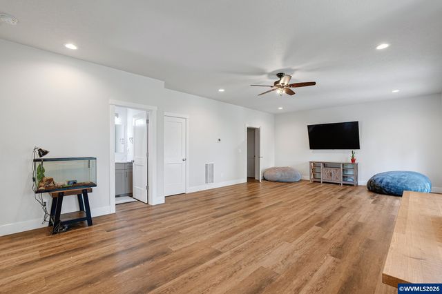 1280 Westwood Dr NW, Salem, OR 97304