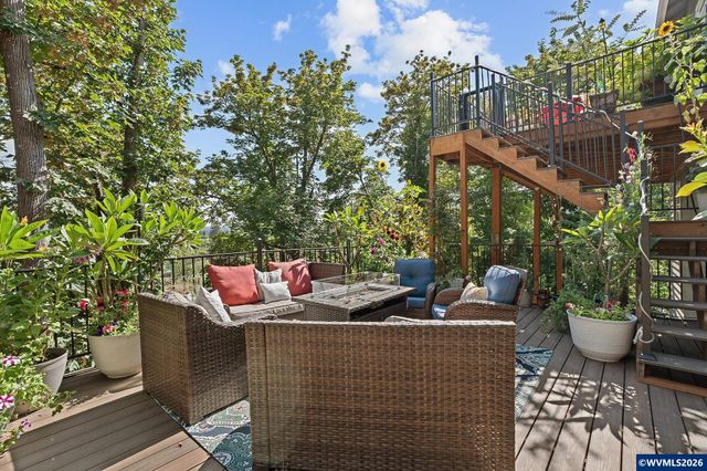 1280 Westwood Dr NW, Salem, OR 97304