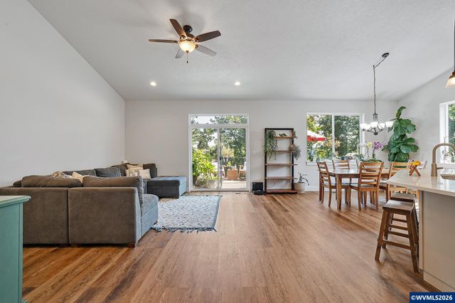 1280 Westwood Dr NW, Salem, OR 97304