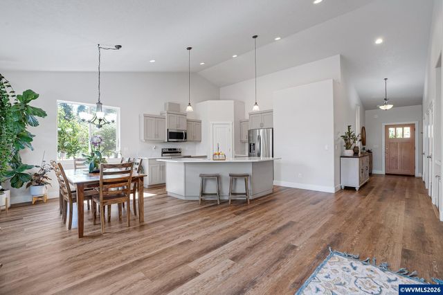 1280 Westwood Dr NW, Salem, OR 97304