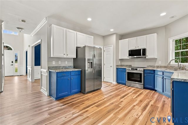 4619 Finney Ct, Chester, VA 23831