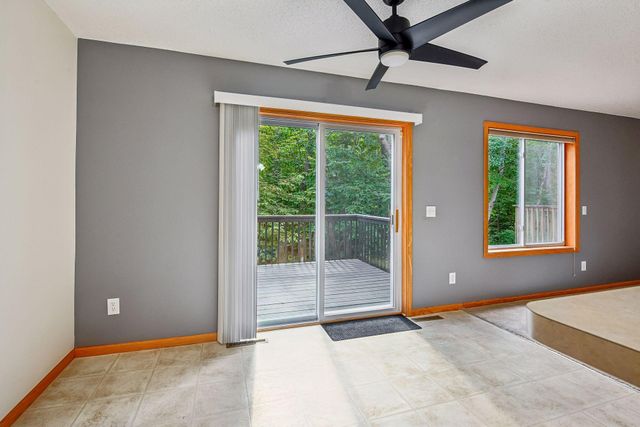 441 Pleasant Lane, Chaska, MN 55318