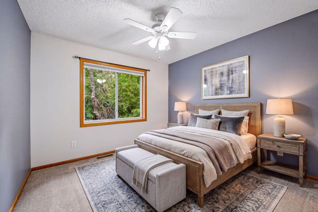 441 Pleasant Lane, Chaska, MN 55318