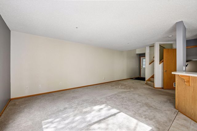 441 Pleasant Lane, Chaska, MN 55318