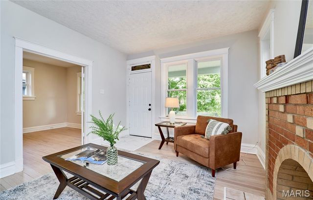 5462 Nottingham Avenue, St Louis, MO 63109