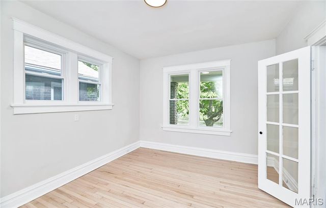 5462 Nottingham Avenue, St Louis, MO 63109