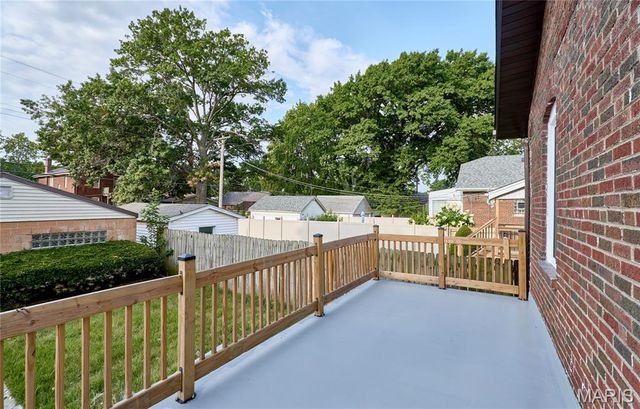 5462 Nottingham Avenue, St Louis, MO 63109