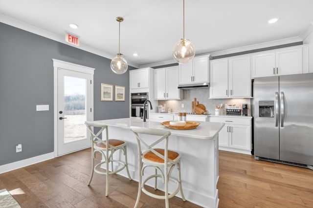 2017 Bennett Creek Dr, Columbia, TN 38401