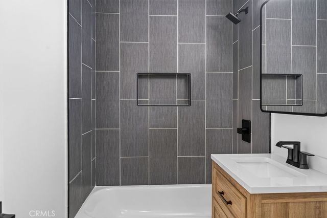 18806 Cairo, Carson, CA 90746