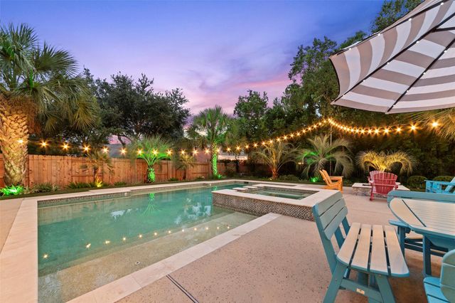 1311 Regal Green Court, Kingwood, TX 77345