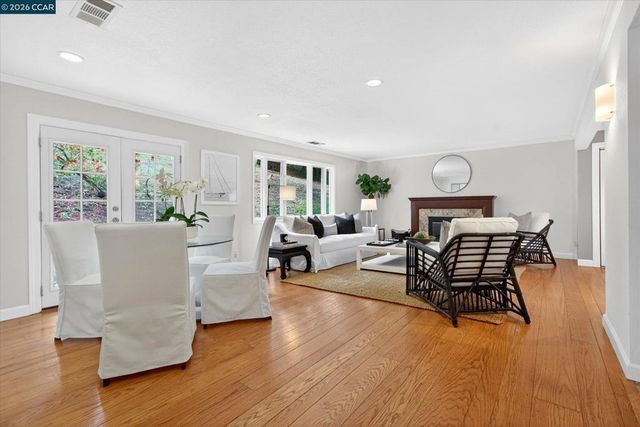 28 Rheem Blvd, Orinda, CA 94563