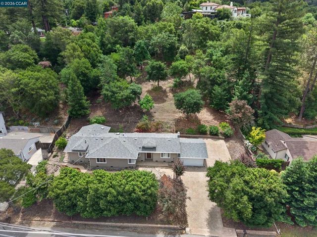 28 Rheem Blvd, Orinda, CA 94563