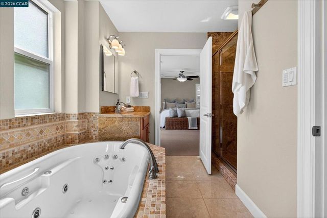 28 Rheem Blvd, Orinda, CA 94563