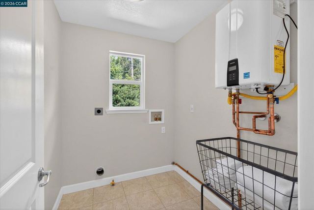 28 Rheem Blvd, Orinda, CA 94563