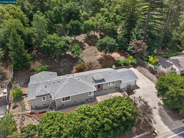 28 Rheem Blvd, Orinda, CA 94563