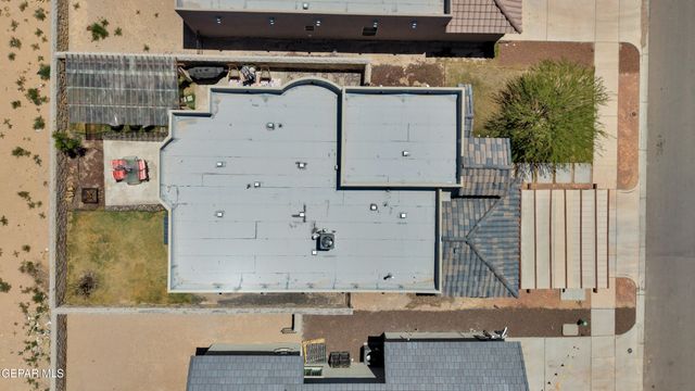 552 Paseo Dulce Avenue, Horizon City, TX 79928