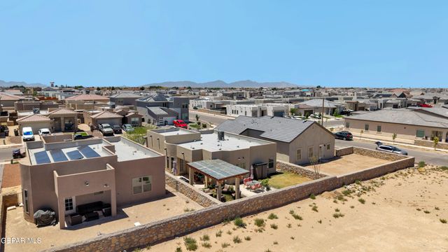 552 Paseo Dulce Avenue, Horizon City, TX 79928