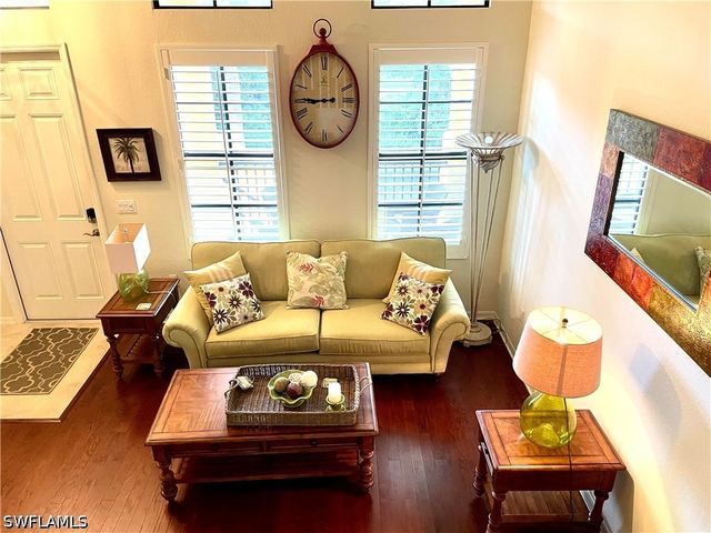 8989 Cambria CIR 1807, Naples, FL 34113