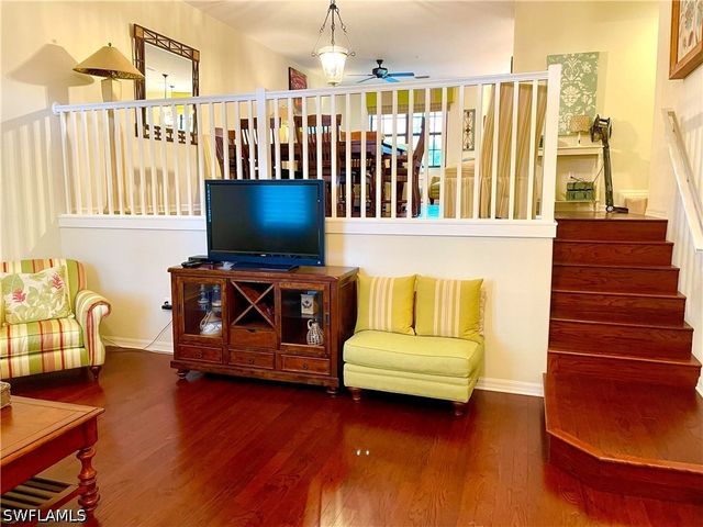 8989 Cambria CIR 1807, Naples, FL 34113