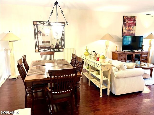 8989 Cambria CIR 1807, Naples, FL 34113