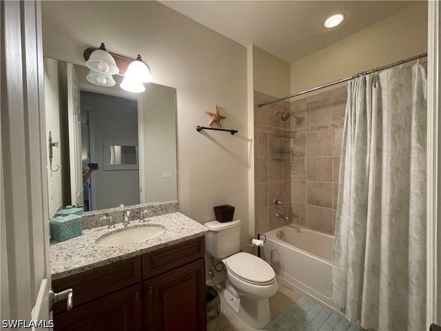 8989 Cambria CIR 1807, Naples, FL 34113