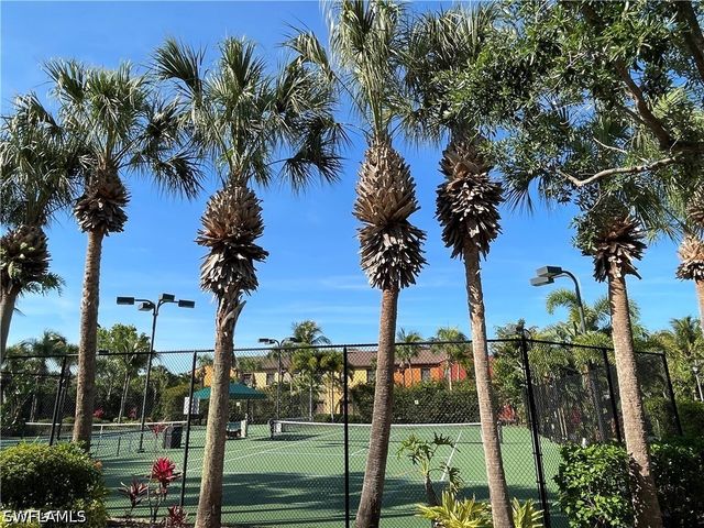 8989 Cambria CIR 1807, Naples, FL 34113