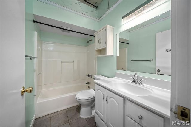 1228 Capri Drive, Crestwood, MO 63126