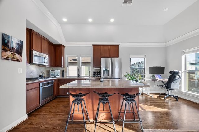 605 Meadow Street, Houston, TX 77020